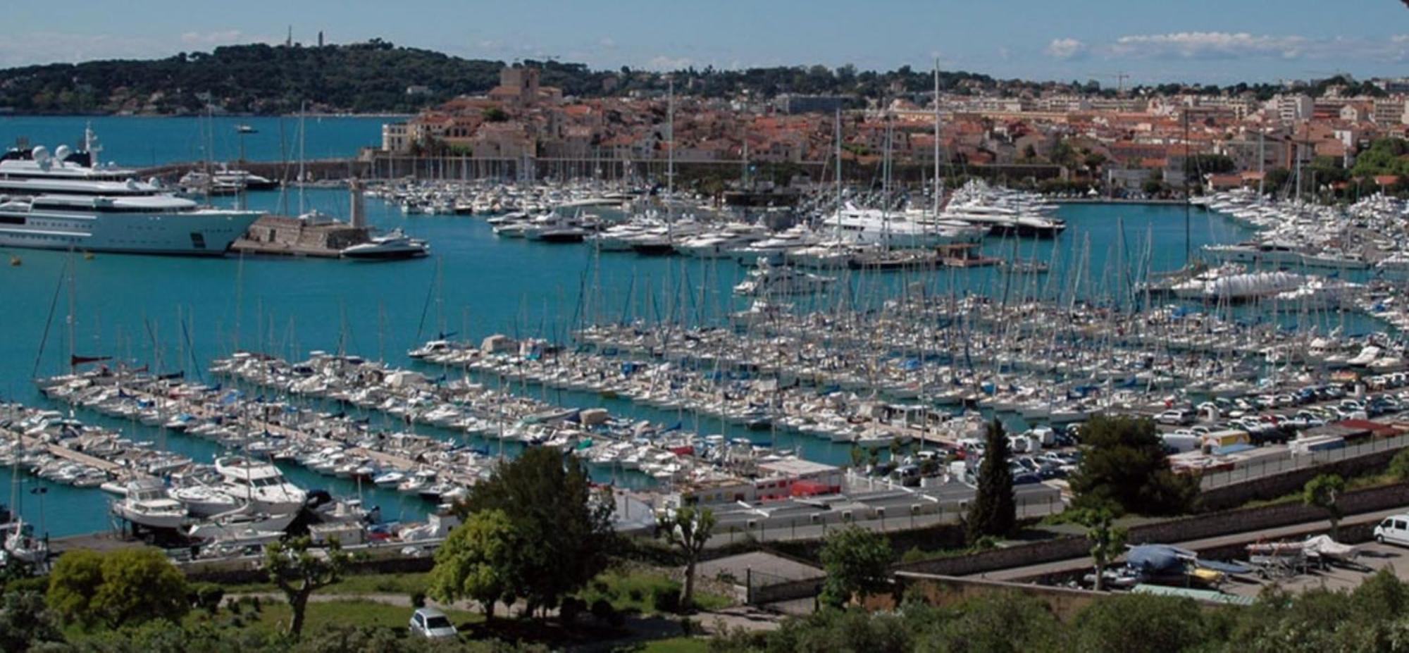 Hostel Crew Lighthouse Antibes Exterior foto