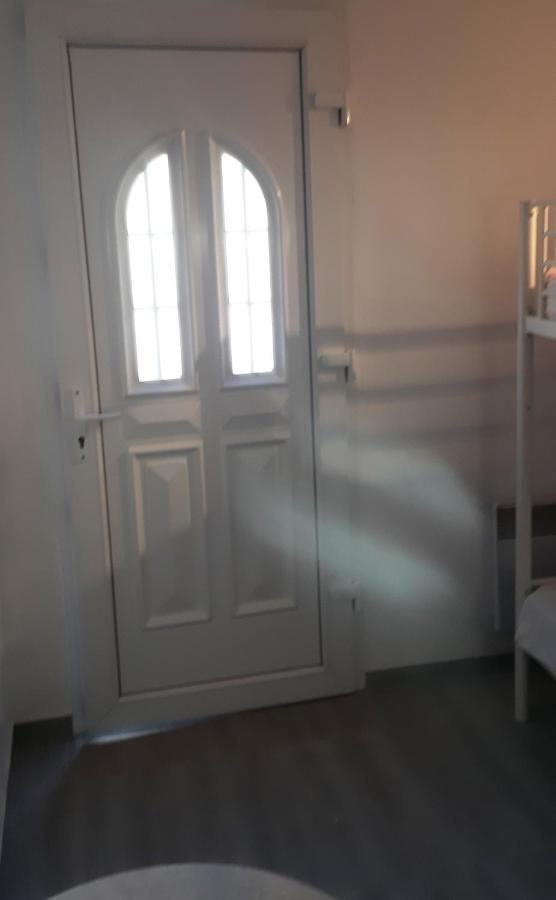 Hostel Crew Lighthouse Antibes Exterior foto